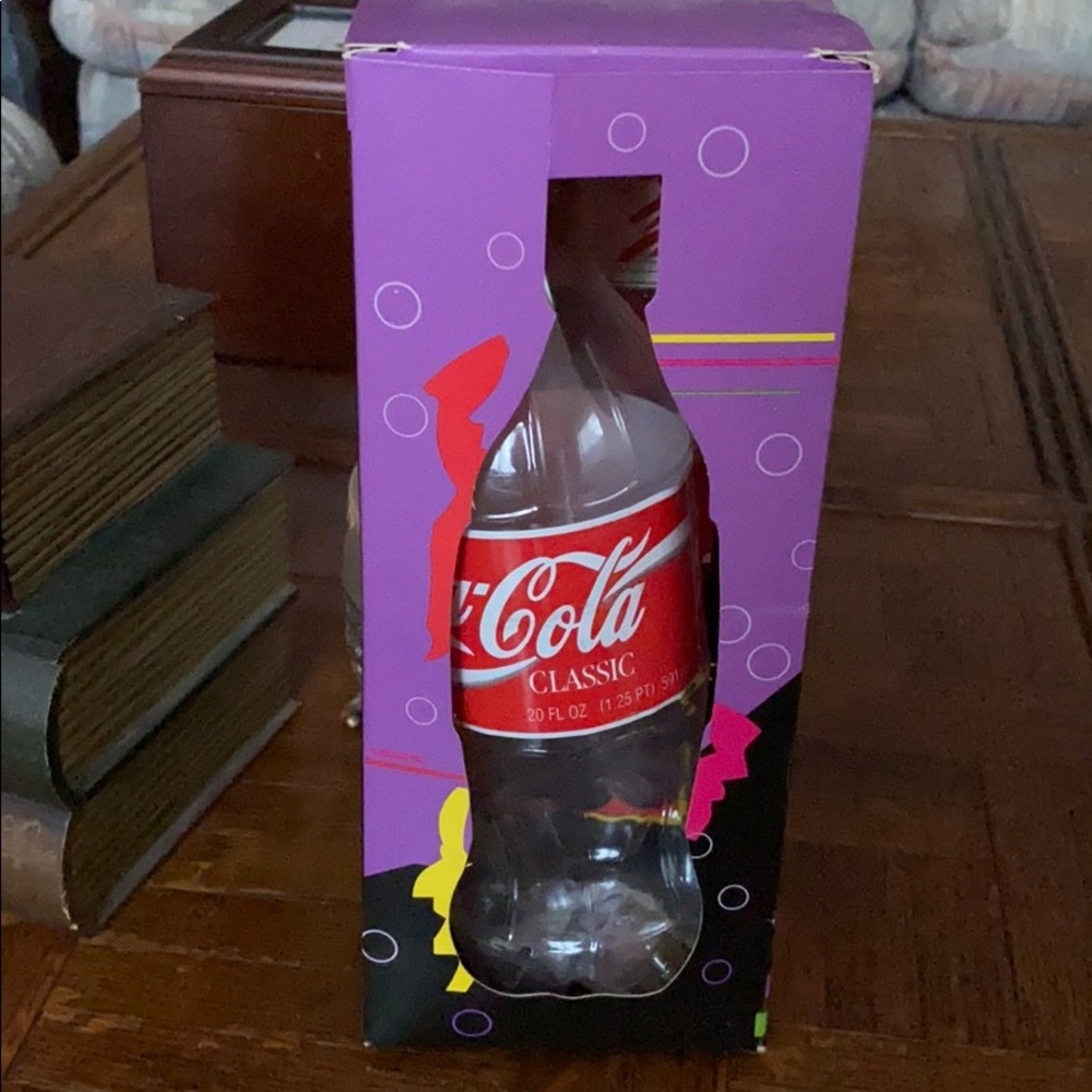 NEW VINTAGE Coca Cola Plastic Bottle & Key Chain